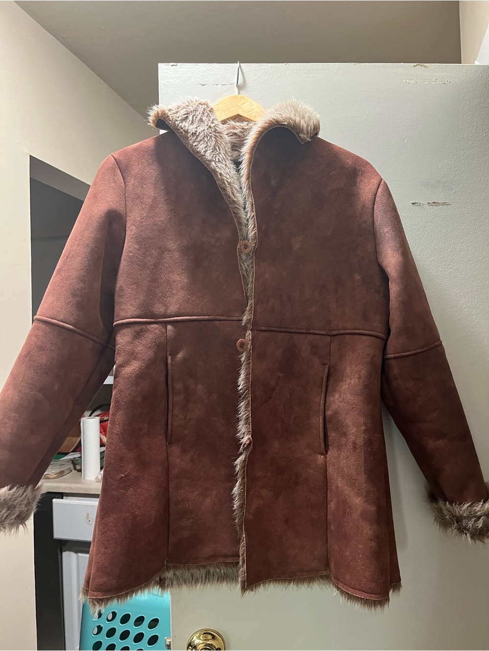 AC-3998 women’s vintage coat fur trim